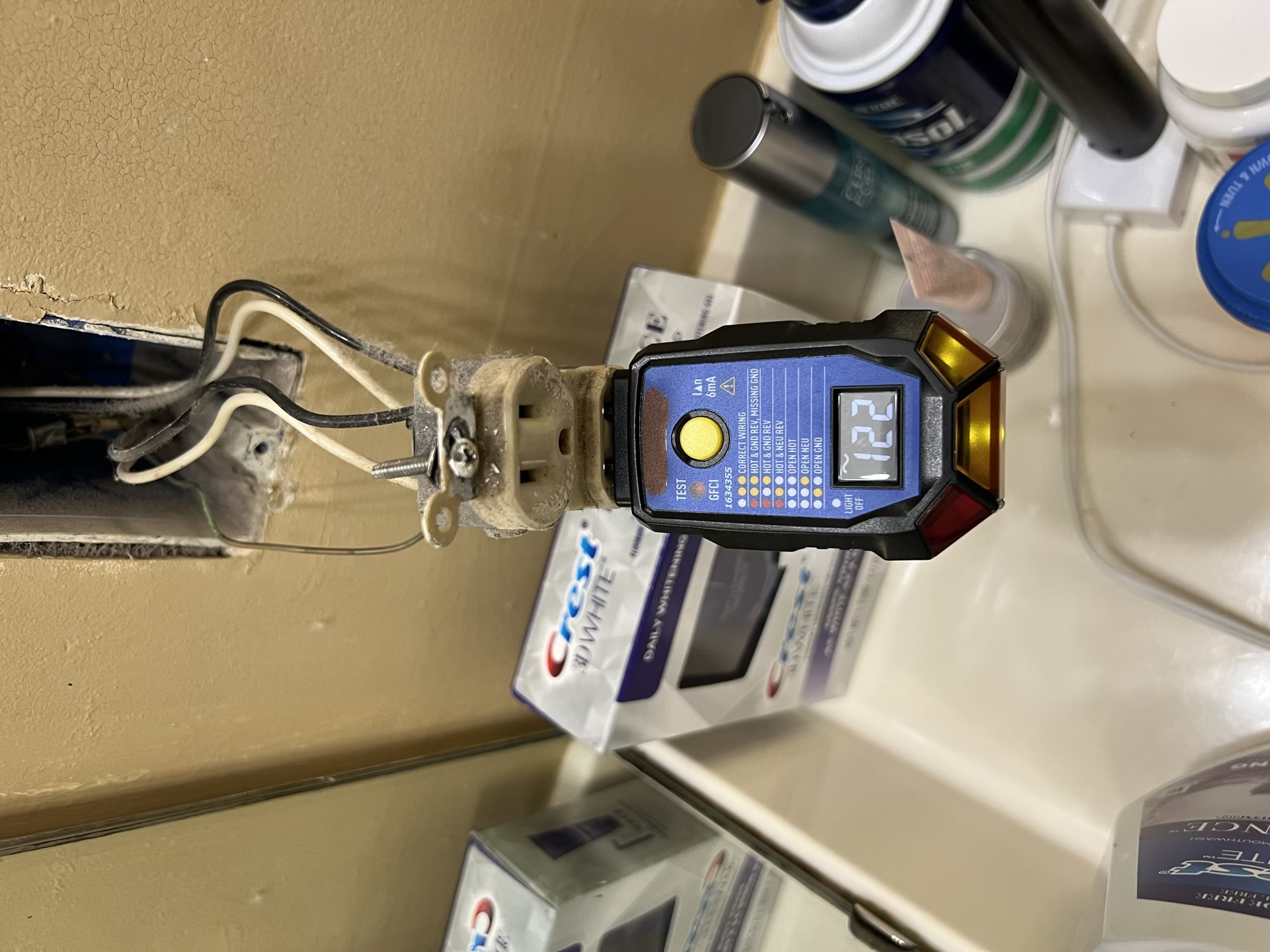 Electrical outlets and switches replacement and troubleshooting in Manassas Virginia