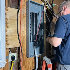 Top-Quality-Electrical-Panel-repair-and-Installation-preformed-in-Centreville-Virginia 8