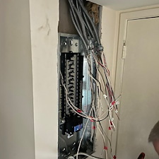 Top-Quality-Electrician-in-Reston-Virginia-for-Electrical-Panel-Upgrade 5