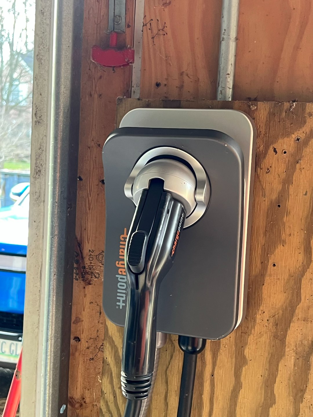 Top Quality Vienna, Virginia Electrician EV Car charger wiring Installation
